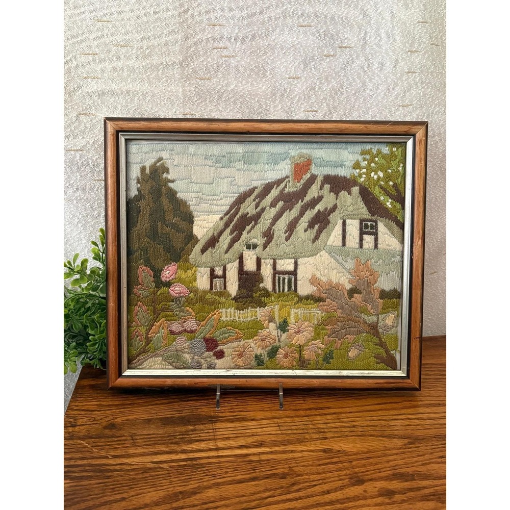 1E Vintage English Thatched Cottage Garden Framed Needlepoint Tapestry